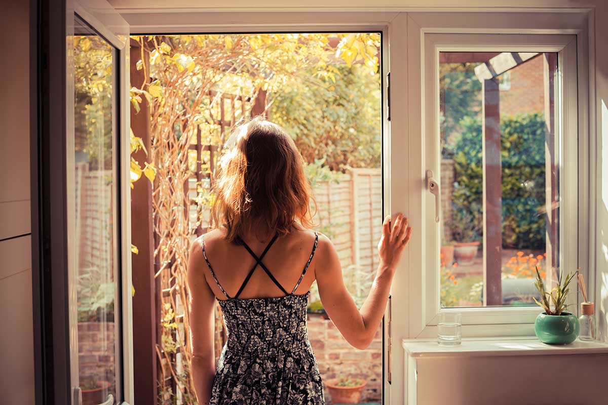 ¿Sabías que es recomendable usar los protectores solares en spray en lugares donde no haya viento? 